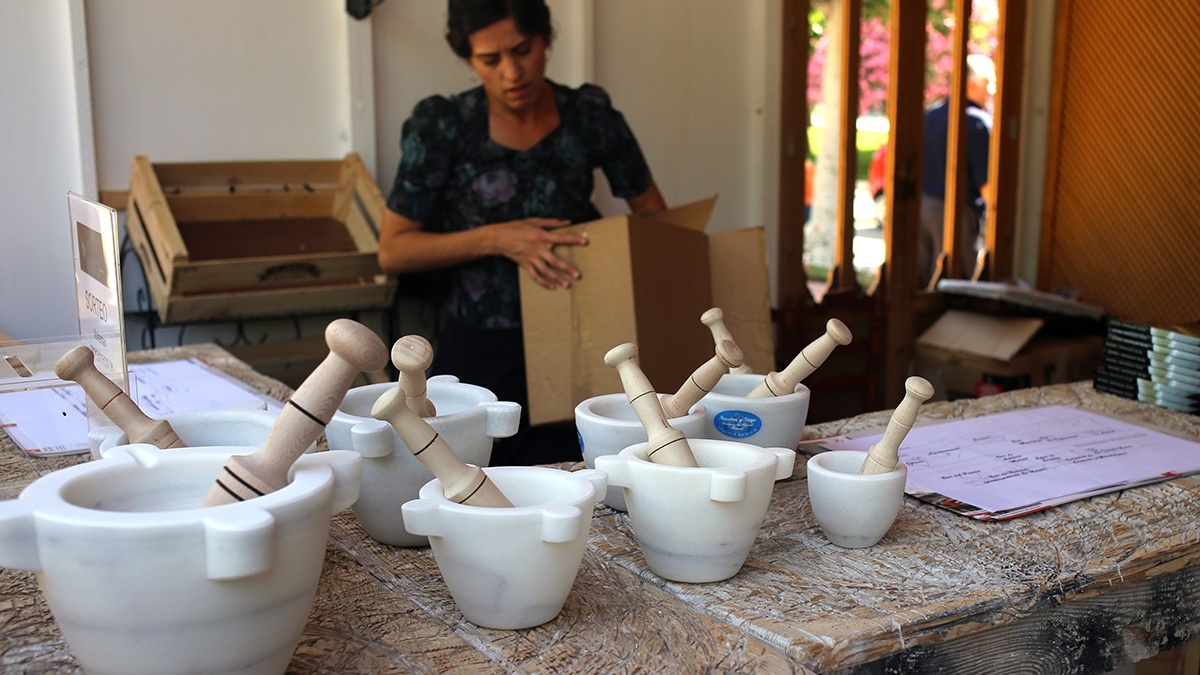 pestles.jpg